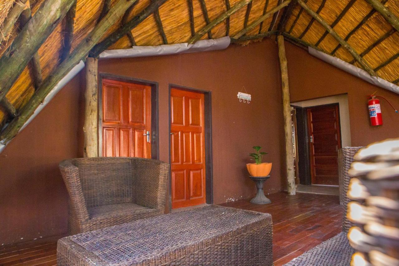 A Pousada Lusaka Backpackers Exterior foto