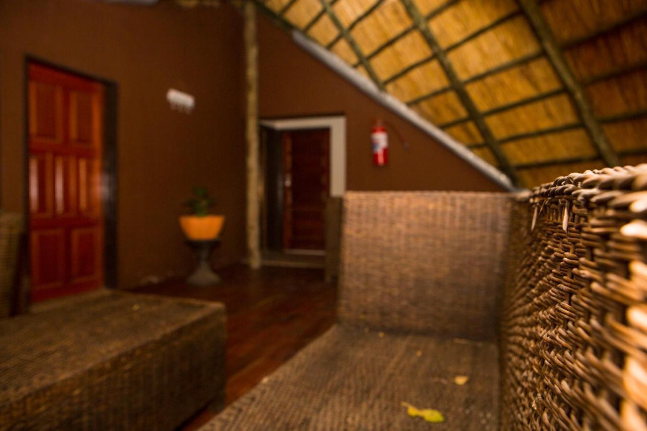 A Pousada Lusaka Backpackers Exterior foto