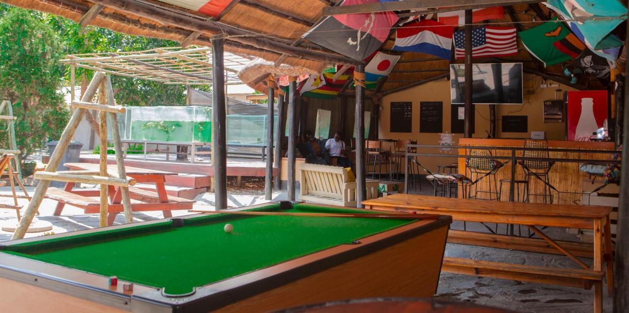A Pousada Lusaka Backpackers Exterior foto